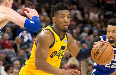 也让球场成 也让球场成