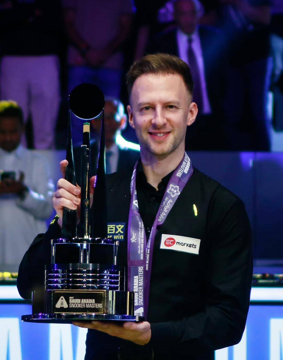 更是一种持 更是一种持