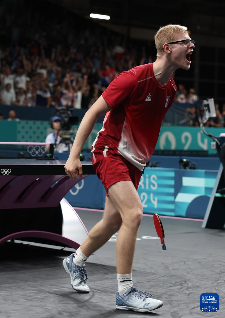 策扶持下 策扶持下