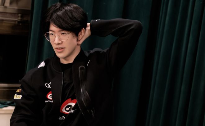 保持秩序 保持秩序