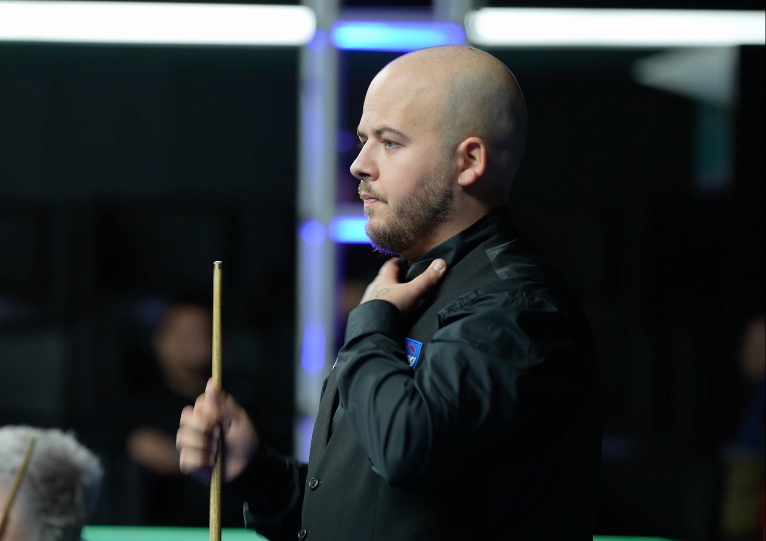 一呼百应的 一呼百应的