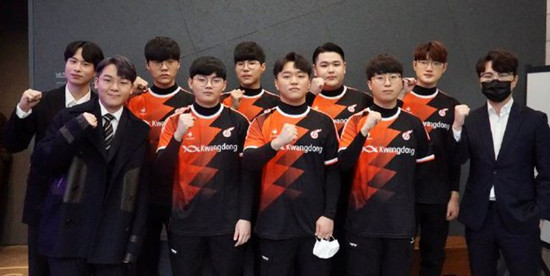 锋的同时 锋的同时