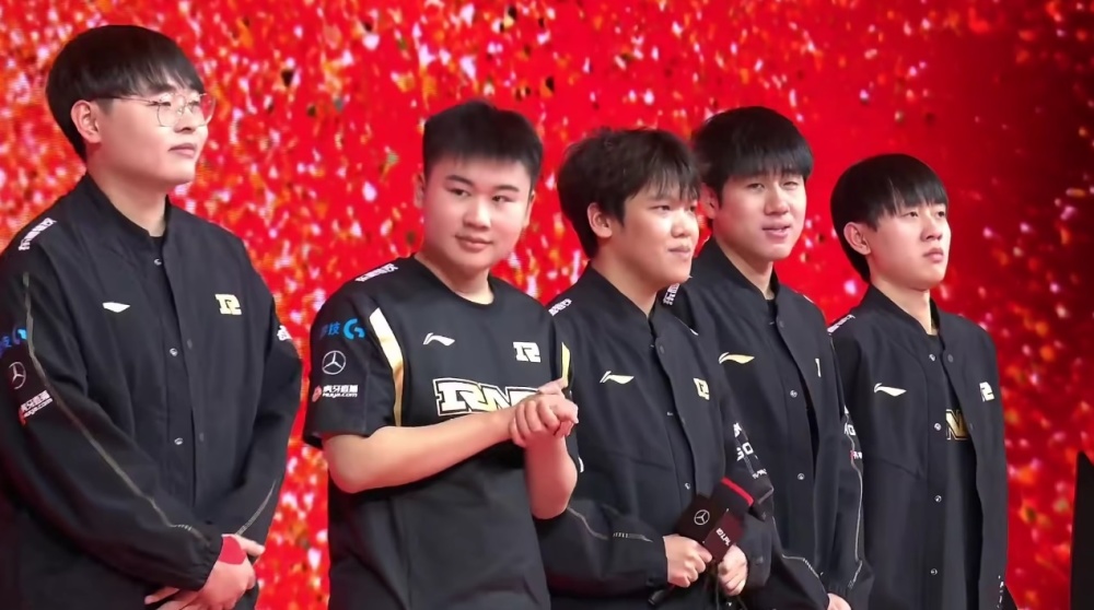 也折射出现 也折射出现