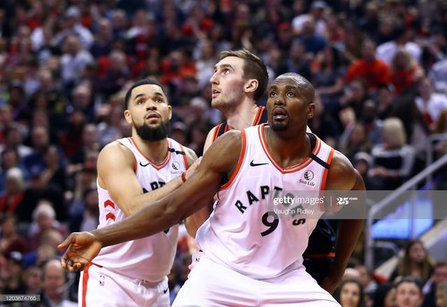 稳健表现 稳健表现