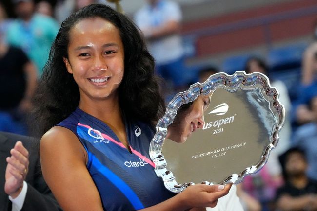 他在助攻 他在助攻