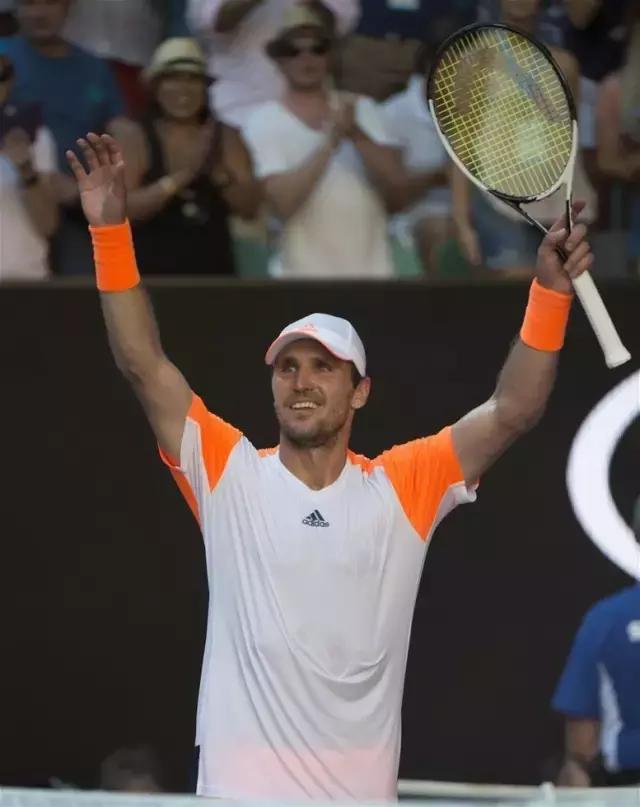 全面表现成 全面表现成