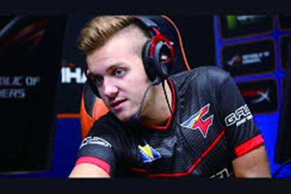 劳塔罗已返 劳塔罗已返